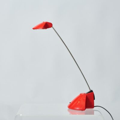 eighties-table-lamp-red
