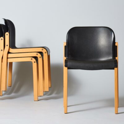 1982-kembo-team-project-chair