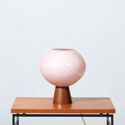 baby-pink-glass-table-lamp-philips