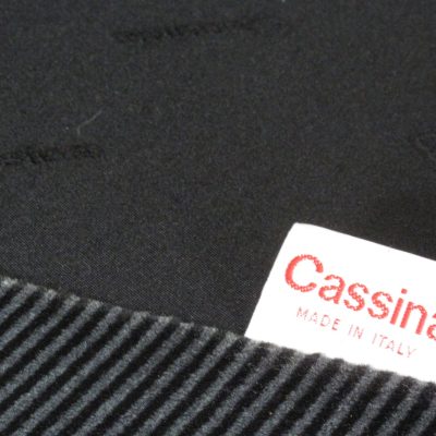 Cassina-label-maralunga-sofa