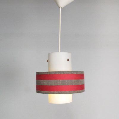 1960s-pendant-lamp-red