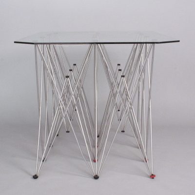 spide-legs-artists-table-1980s