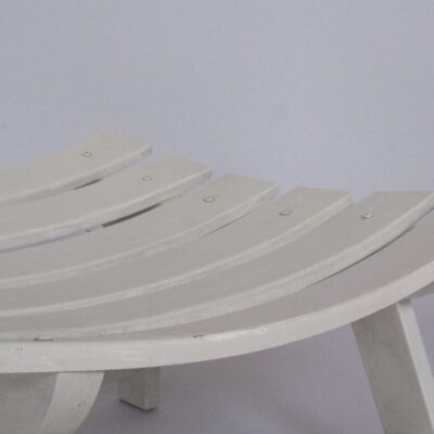 stool-modernist-design-curved-wood