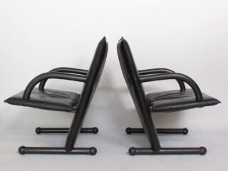 Arflex T-line Armchairs