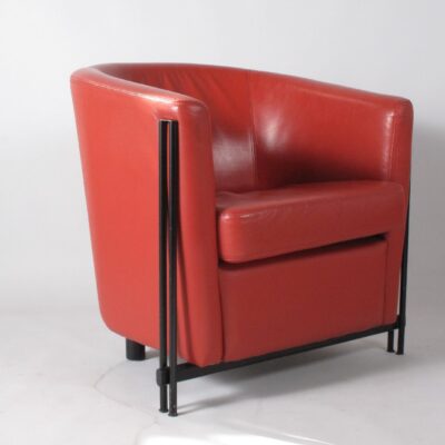 Touché-Fauteuil-leather-red