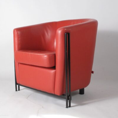 Touche-lounge-chair-red-leather