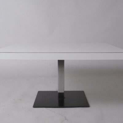 metaform-table-coffeetable-metal-formica