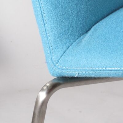 Grado-design-bunny-chair-blue