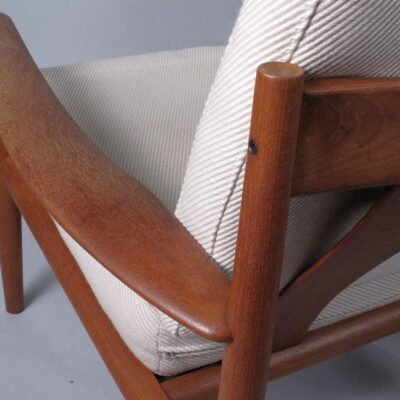 Model-128-Grete-Jalk-Lounge-chairs-set
