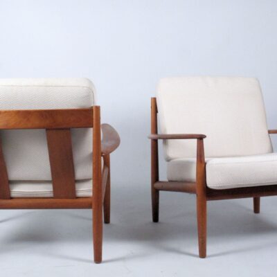 lounge-chairs-1963-grete-jalk-model128