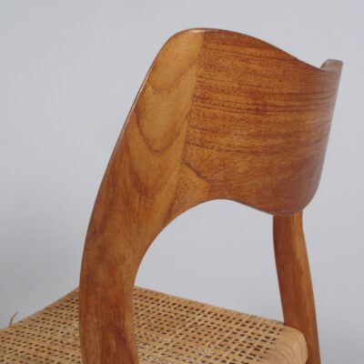 Midcentury-design-dining-chairs-Moller