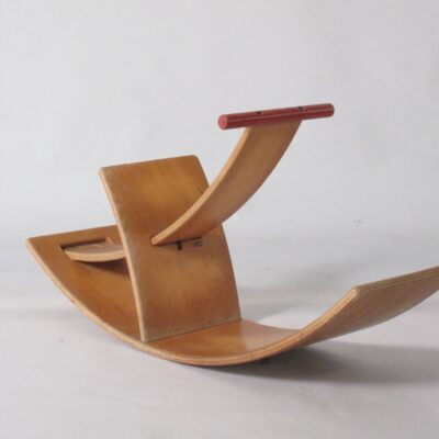 stokke-beech-fineer-bended-plywood-chair