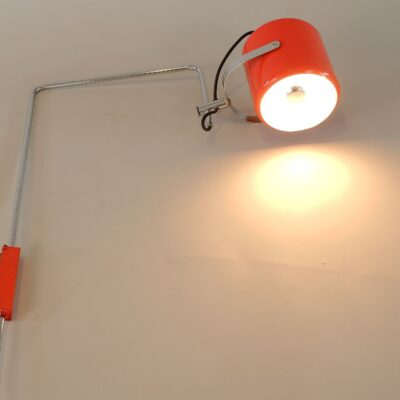 1970s-orange-wall-lamp-anvia