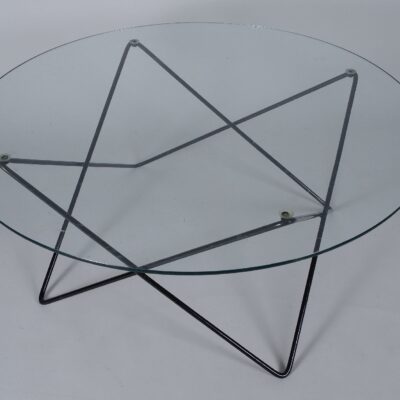 glass-modernist-coffeetable-metal-black