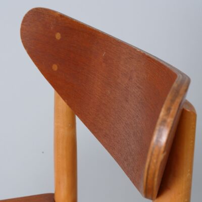 modernist-pastoe-child-chair-wood-dutch