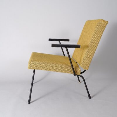 yellow-lounge-chair-1407-cordemeyer-rietveld