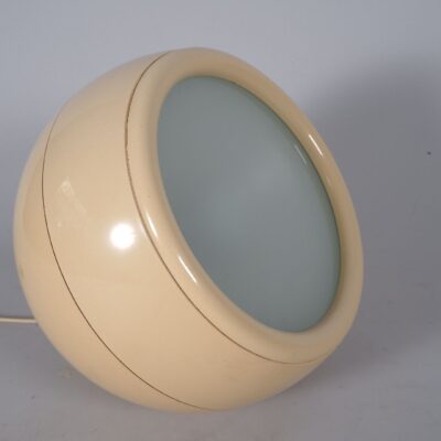 studio-tetrarch-artemide-lamp-1960s-pallade