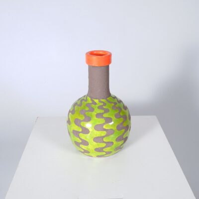 Memphis-style-Vase
