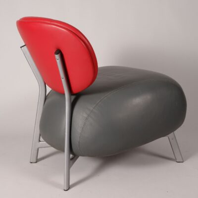 memphis-1980s-design-chair