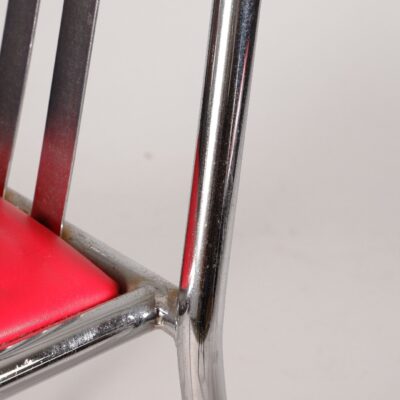 chrome-metal-bauhaus-chairs-modernist